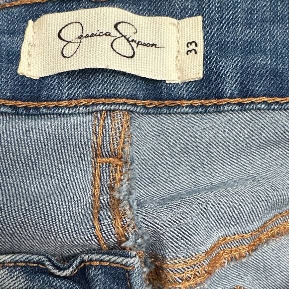 Jessica Simpson Embroidered Light Blue Jeans. Waist 33 inches Size 12 - Picture 5 of 7